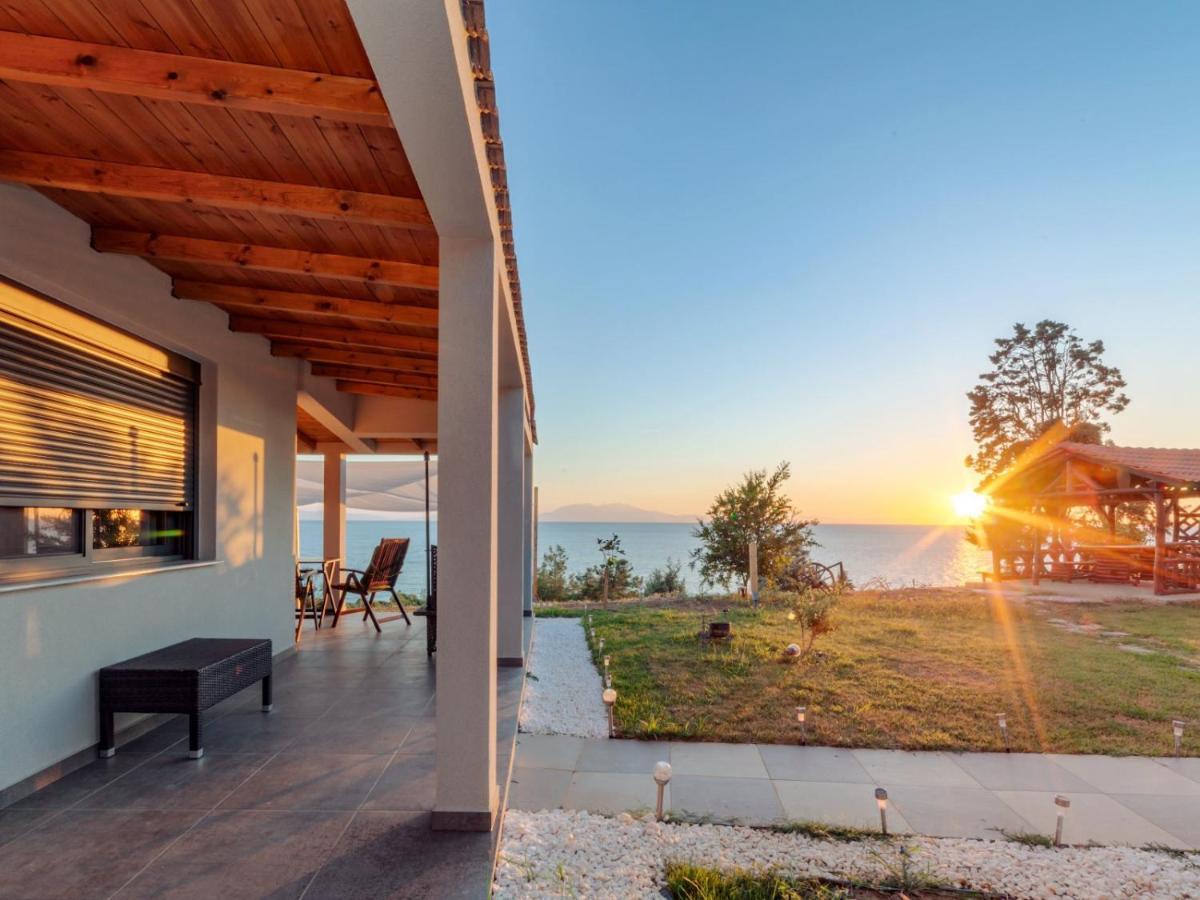 2SEA LOFT NEA POTIDEA Chalkidiki Villa Bagian luar foto