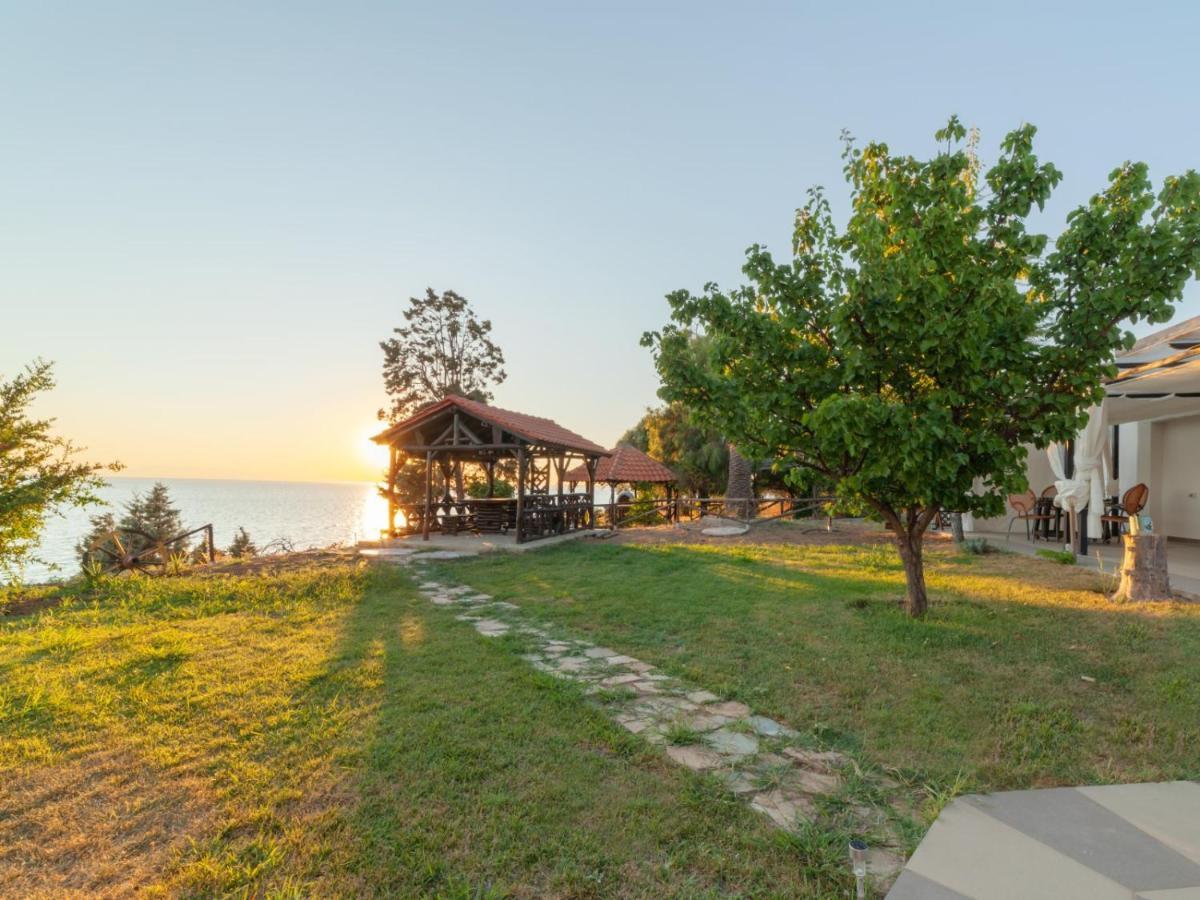 2SEA LOFT NEA POTIDEA Chalkidiki Villa Bagian luar foto